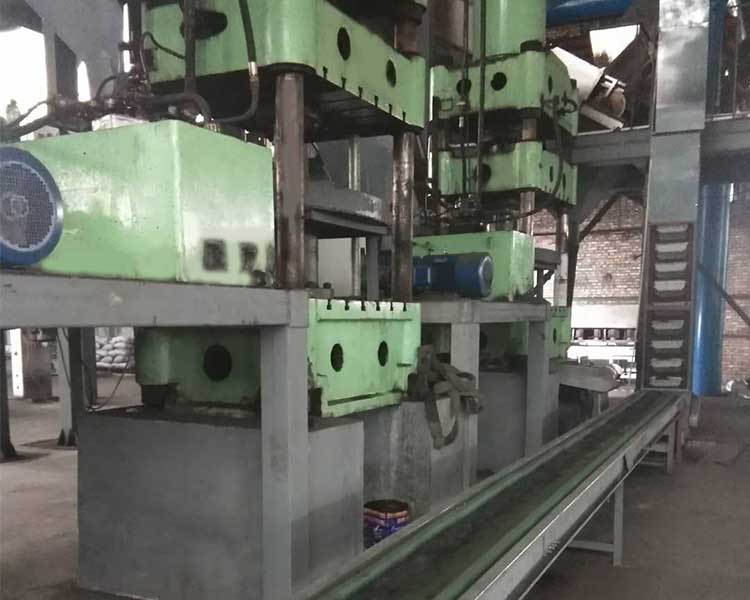 生產(chǎn)<a href=http://www.yizhonglx.com/zzhxt/ target=_blank class=infotextkey>柱狀活性炭</a>設(shè)備